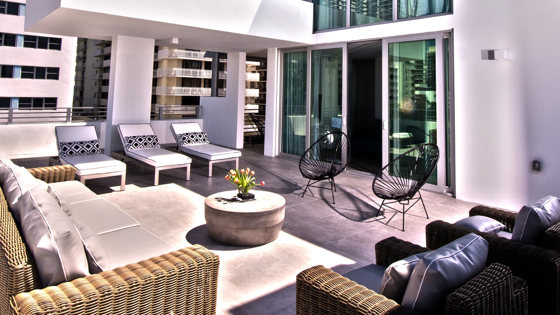 One bedroom corner suite with spacious terrace-5