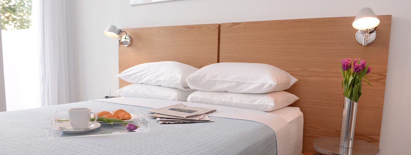 One bedroom corner suite with spacious terrace-6